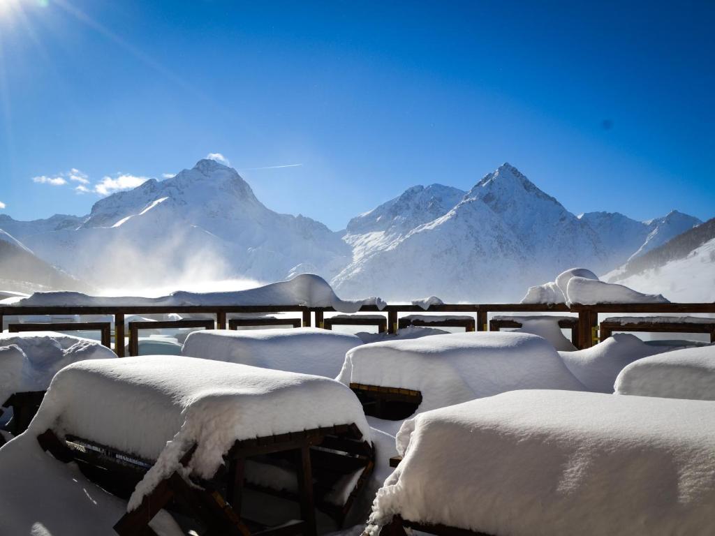 Hotel Turan Les Deux Alpes Exterior foto
